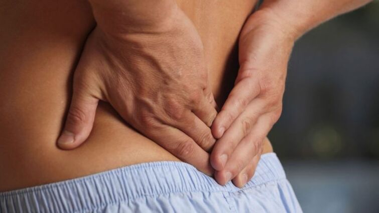 Ibanujẹ ni ẹhin isalẹ pẹlu osteochondrosis lumbar